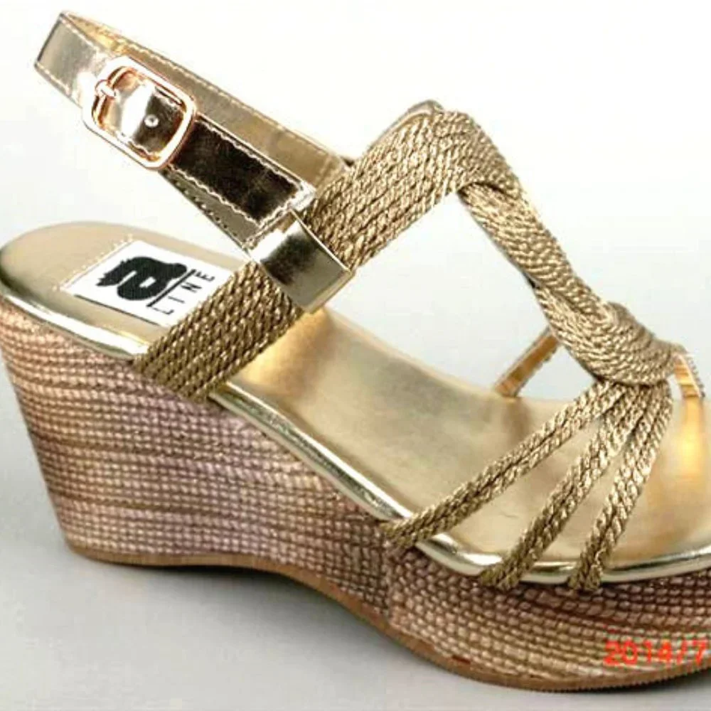 NEW sz 40/9US Amiana SPARKLY Gold Braided Womens/Girls Wedge Sandals‎ Dressy